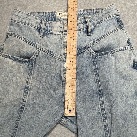 Free People High Rise Button Fly Tapered Jean Light Wash Distressed Look Size 27 - Picture 6 of 13